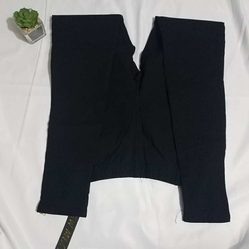 Black Moto Jegging Pants - Picture 4 of 5